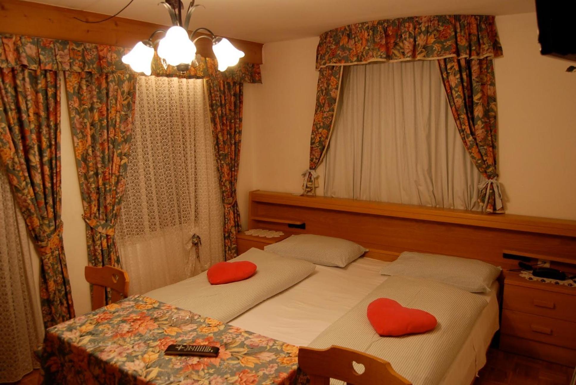 Albergo Genziana San Vigilio Di Marebbe Εξωτερικό φωτογραφία